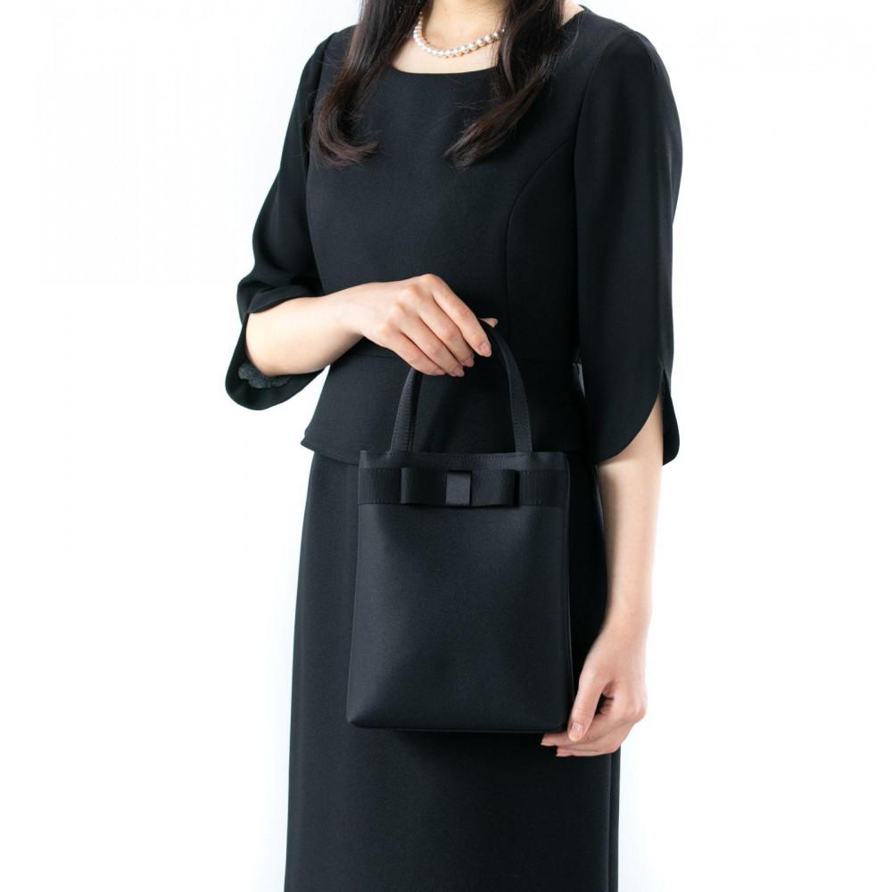 【ふるさと納税】両手を開けられる2way フォーマルポシェット | かばん ファッション お受験 ブラック ネイビー フォーマル 人気 おすすめ 送料無料 サムネイル3