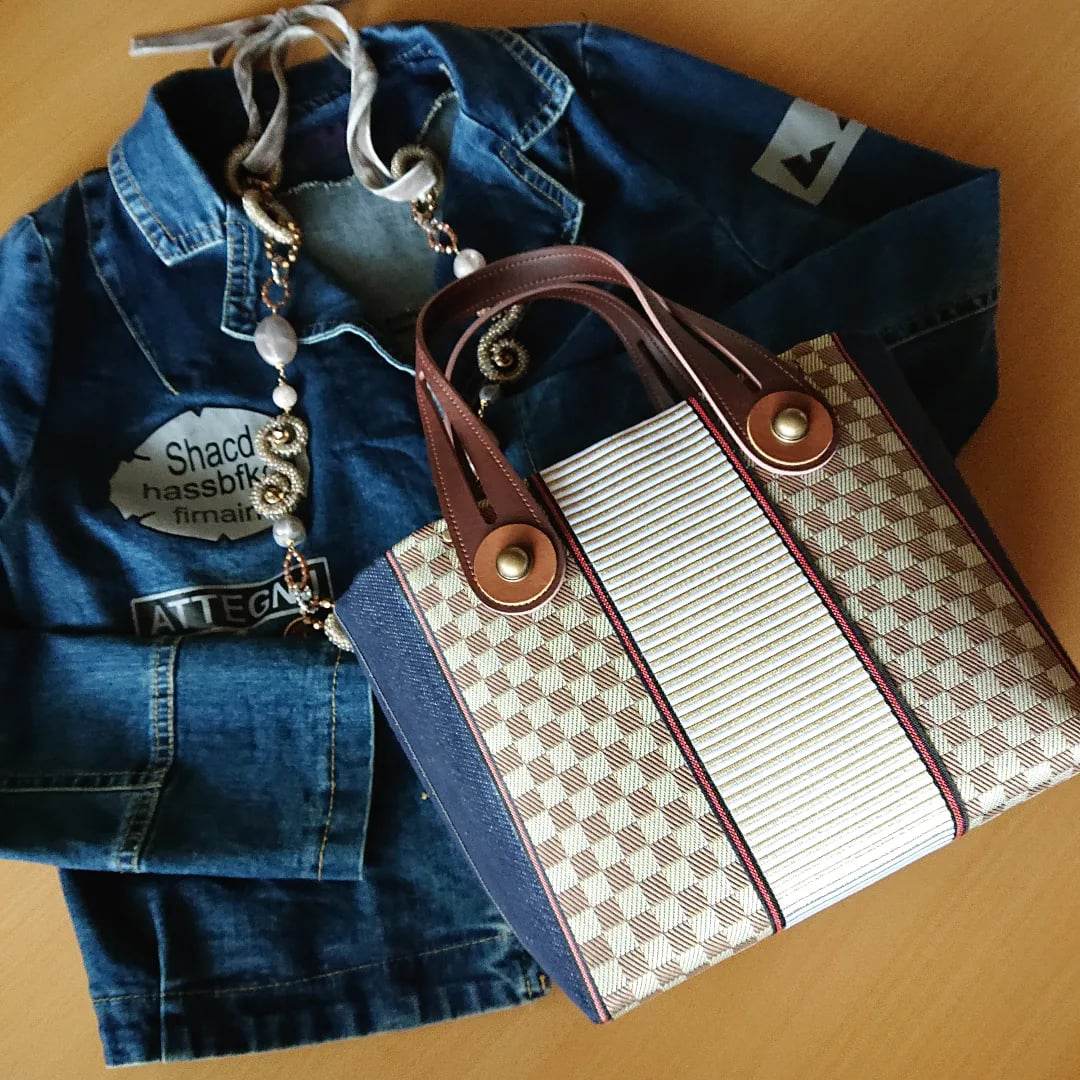 【ふるさと納税】畳べりトートバッグ（Sサイズ）かばん バック 女性 レディース 手持ち 通勤用 軽量 ハンドメイド 大阪府吹田市 サムネイル2