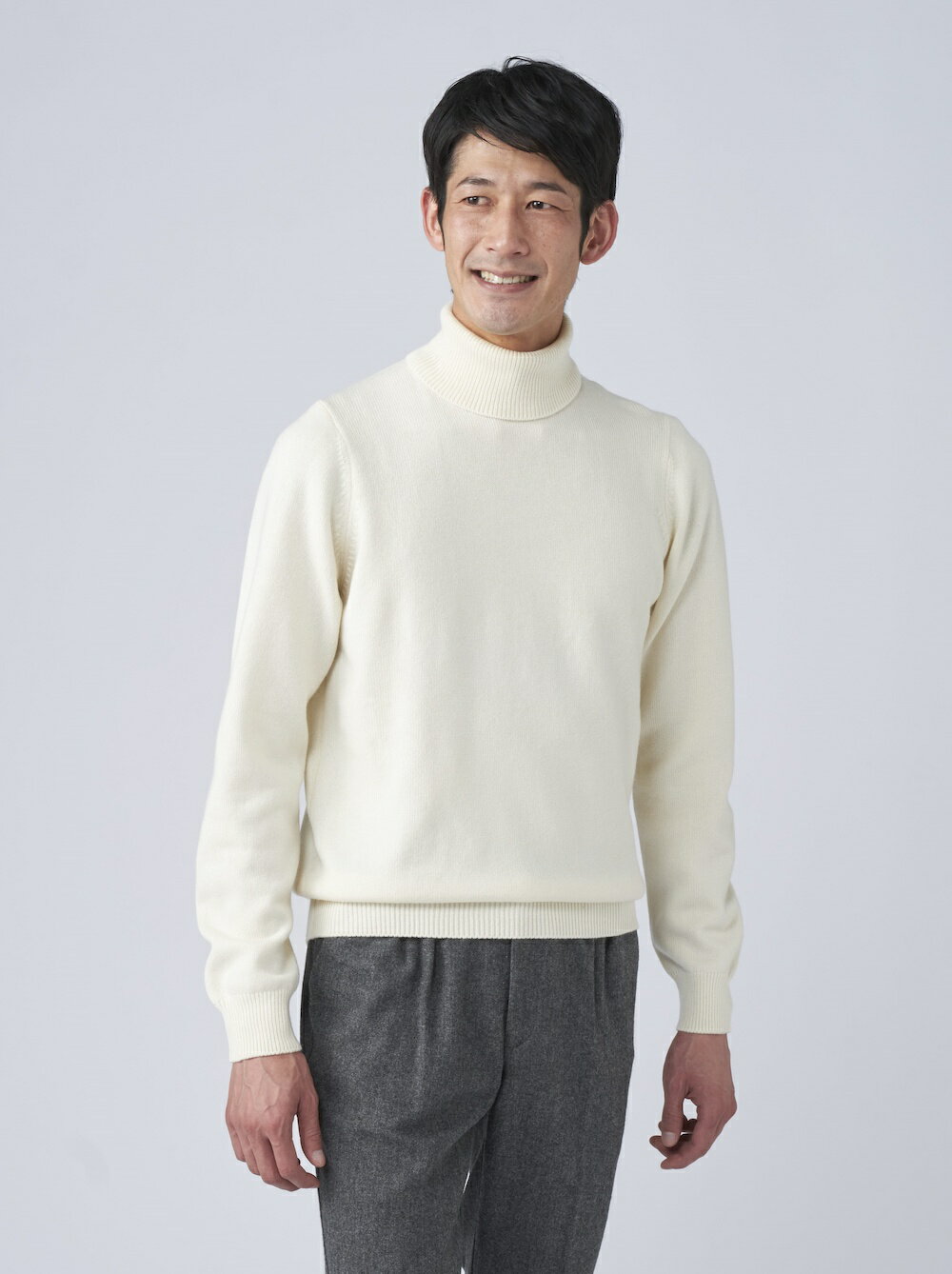 日本製 カシミヤ100% タートルネック 白 Sサイズ｜敬老の日 ギフト 誕生日プレゼント 贈り物 父の日 [2589]