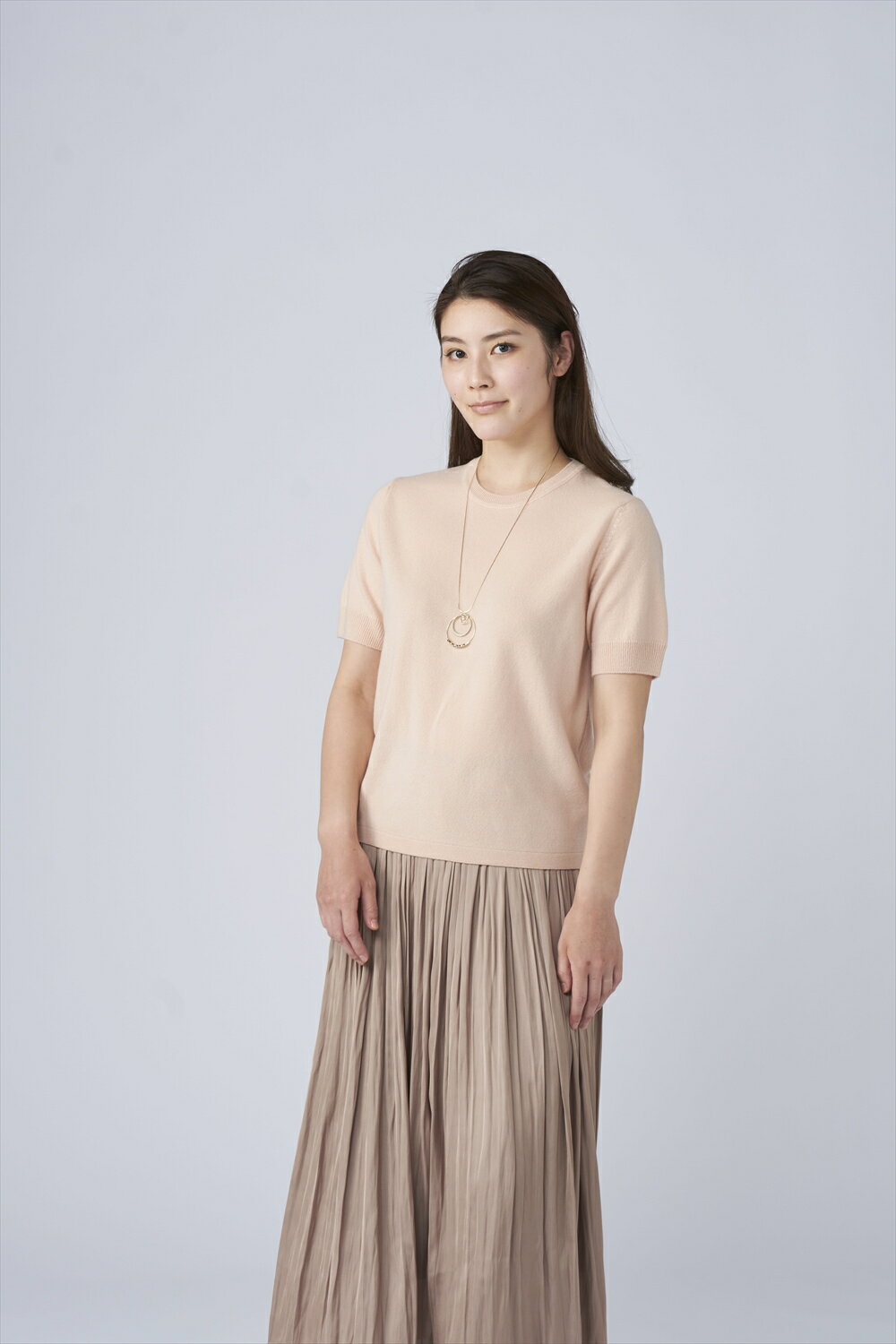 【ふるさと納税】日本製 カシミヤ100% レディース クルーネック半袖 サーモンピンク Lサイズ｜敬老の日 お歳暮 御歳暮 贈答品 ギフト 誕生日プレゼント 贈り物 父の日 母の日 お年賀 寒中見舞い クリスマス お見舞 [1731] サムネイル2