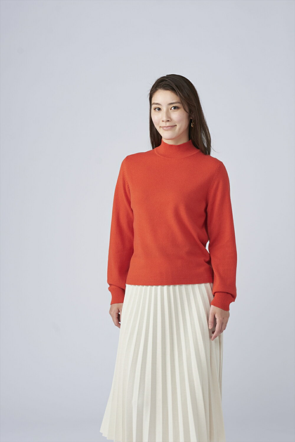 【ふるさと納税】日本製 カシミヤ100% レディース ハイネックセーター オレンジ Sサイズ｜敬老の日 お歳暮 御歳暮 贈答品 ギフト 誕生日プレゼント 贈り物 父の日 母の日 お年賀 寒中見舞い クリスマス お見舞 [1737] サムネイル2