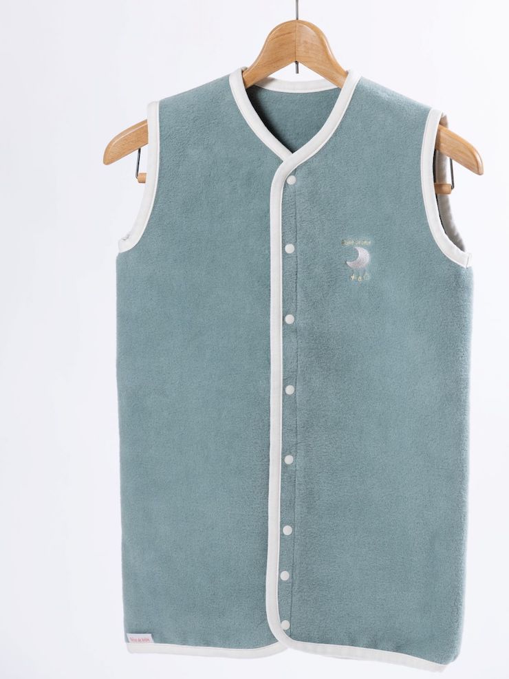 【ふるさと納税】綿毛布スリーパー 2way仕様で暖か (Sサイズ)｜ ベビー キッズ ベストにもロンパースに 永くご使用 快眠 吸水性 保湿性 通気性 子供のことを考えた 縫製 心地良い sleeper-s [2449] - 画像3