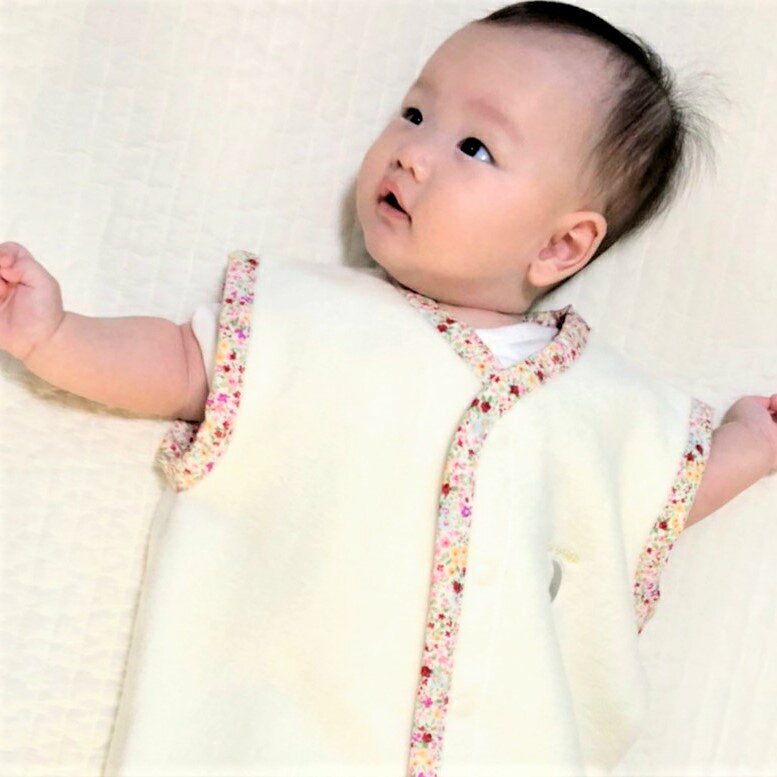 【ふるさと納税】綿毛布スリーパー (Sサイズ) 2way仕様で暖か アイボリー×花柄 毛布の町 (泉大津産)｜ 贈答品 ギフト 誕生日プレゼント 贈り物 クリスマス ベビー キッズ sleeper-s [2436] サムネイル2