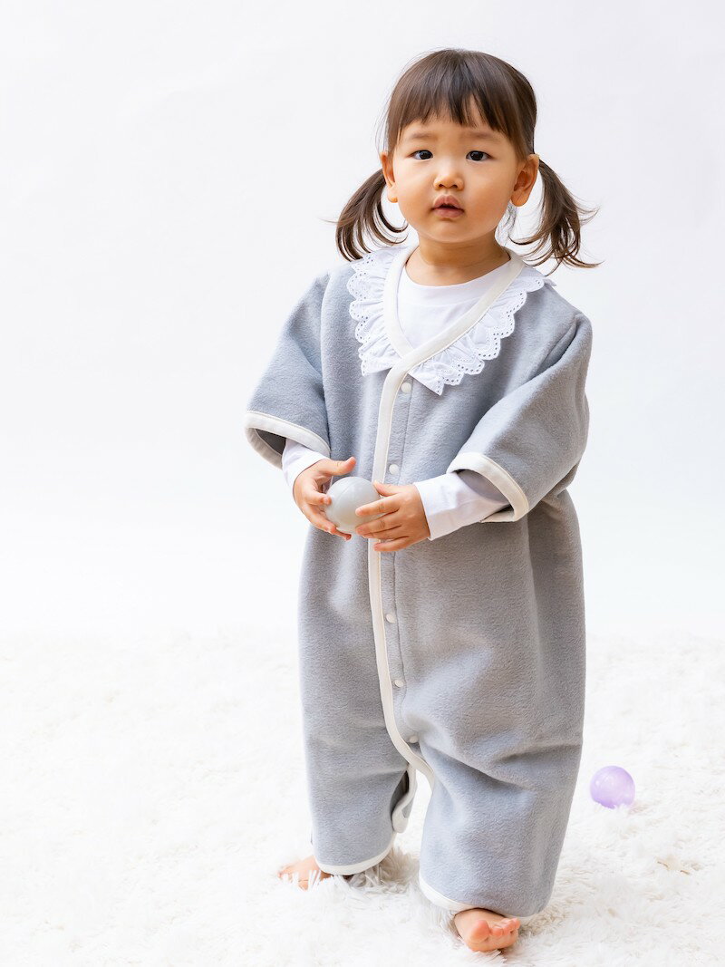 【ふるさと納税】名入れ可 綿毛布 レース半袖スリーパー (Lサイズ グレー) 2way仕様で暖か 毛布の町 (泉大津産)｜ブランケット ひざ掛け 膝掛 快眠 快適 熟睡 睡眠 寝具 洗濯可能 敬老の日 お歳暮 御歳暮 贈答品 ギフト 誕生日プレゼント 贈り物 sleeper-hs-lace [1568] サムネイル2