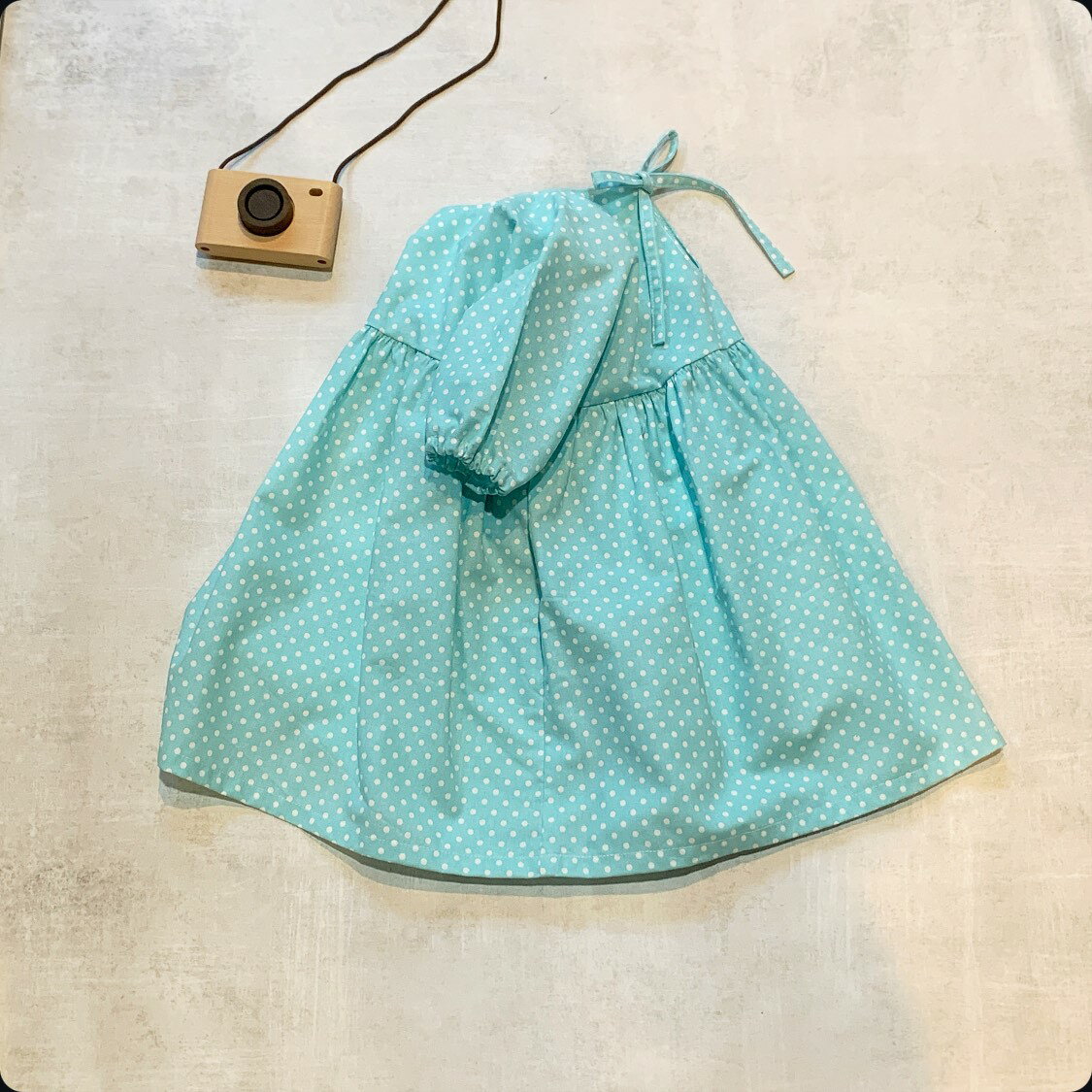 【ふるさと納税】ギャザーたっぷり長く着られるワンピース｜オールシーズン 活躍 ロングワンピース 綿100% ギャザーたっぷり こどもワンピ 女の子 [2150-2153] サムネイル2