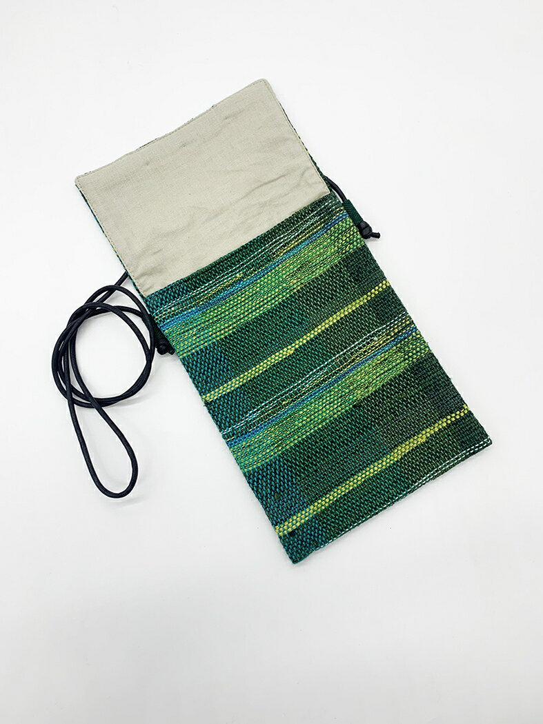 【ふるさと納税】A272　りんごの木　さをり織りサコッシュ（グリーン系） サムネイル2