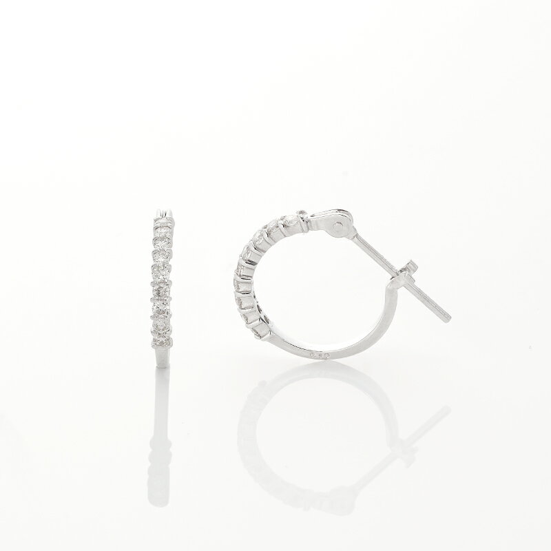 【ふるさと納税】ダイヤモンド フープピアス 計 0.20ct K18WG ジュエリー アルカンシェル アクセサリー 宝石 プレゼント レディース ギフト 女性 鑑別書付き サムネイル2
