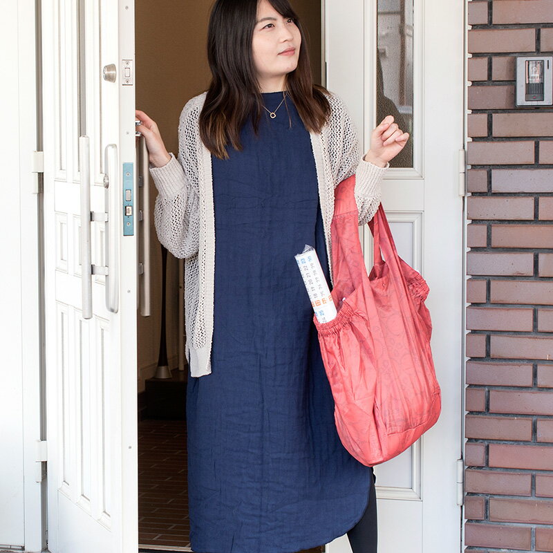 【ふるさと納税】ワンマイルウェア 1枚 グレー ワンピースタイプ 薄手 ガーゼ 無地 柔らかい 速乾 上質 ワンピース パジャマ ルームウェア 通気性 吸水性 綿100％ 最短 翌日発送 5営業日 大阪府 泉佐野市 送料無料 サムネイル3