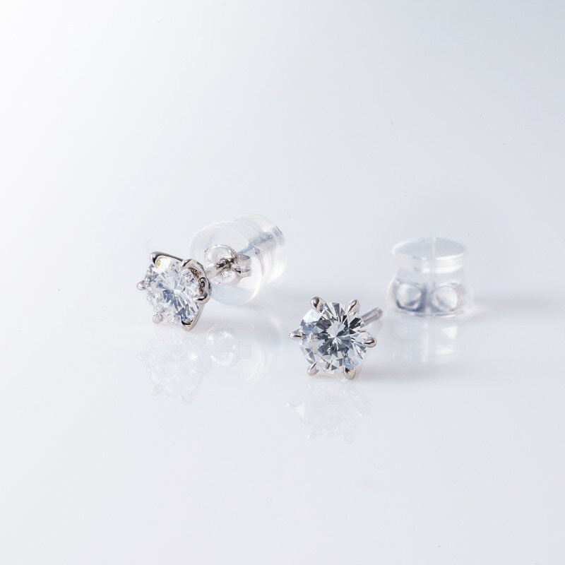 【ふるさと納税】【高島屋選定品】プラチナダイヤモンド スタッドピアス【ARC-EN-CIEL (アルカンシェル) ダイヤ 0.3ct D IF 3EX (GIA)】 サムネイル3