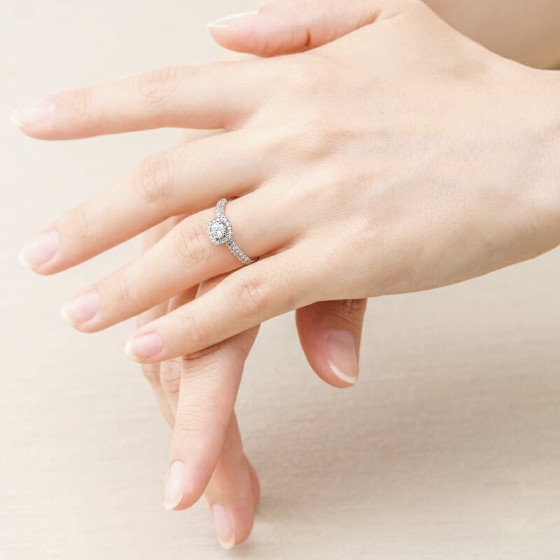 【ふるさと納税】【高島屋選定品】プラチナダイヤモンド リング【ARC-EN-CIEL (アルカンシェル) 中石ダイヤ 0.3ct D IF 3EX (GIA)】 サムネイル3