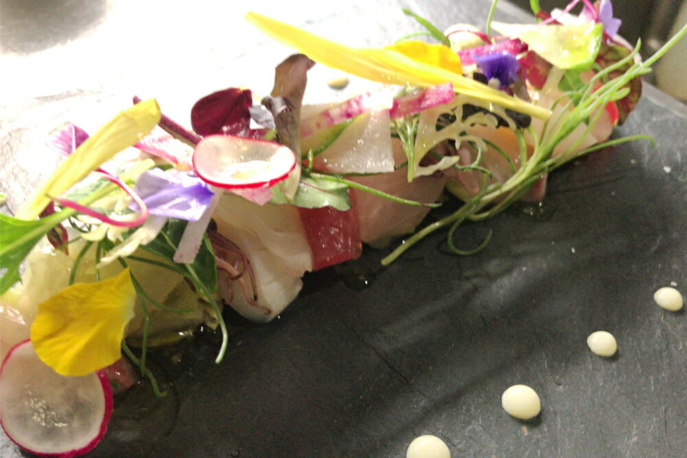 【ふるさと納税】[フランス料理] 乾杯ドリンク付き フレンチフルコースお食事券 (5名様分)｜お食事券 お食事チケット フレンチ フランス料理 仏料理 結婚 記念日 誕生日 クリスマス 旅行 観光 トラベル 日帰り レジャー お出かけ [1122] サムネイル2
