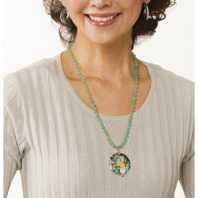 【ふるさと納税】あわび貝の天然石ネックレス_ あわび貝 鮑貝 シェル 螺鈿細工 天然石 グリーンアベンチュリン ガラスビーズ クリスタルガラス ネックレス 大阪府 和泉市 送料無料 【配送不可地域：沖縄県】【1215007】 - 画像2