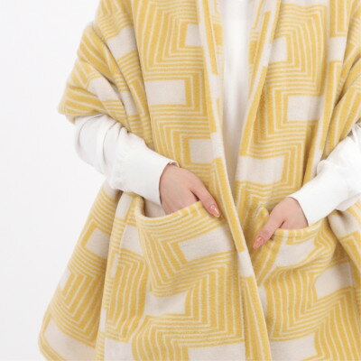 【ふるさと納税】【ポケット付】洗えるタスマニアラムウール混大判ストール 70×180cm イエロー OTW-7018【1555559】 サムネイル2