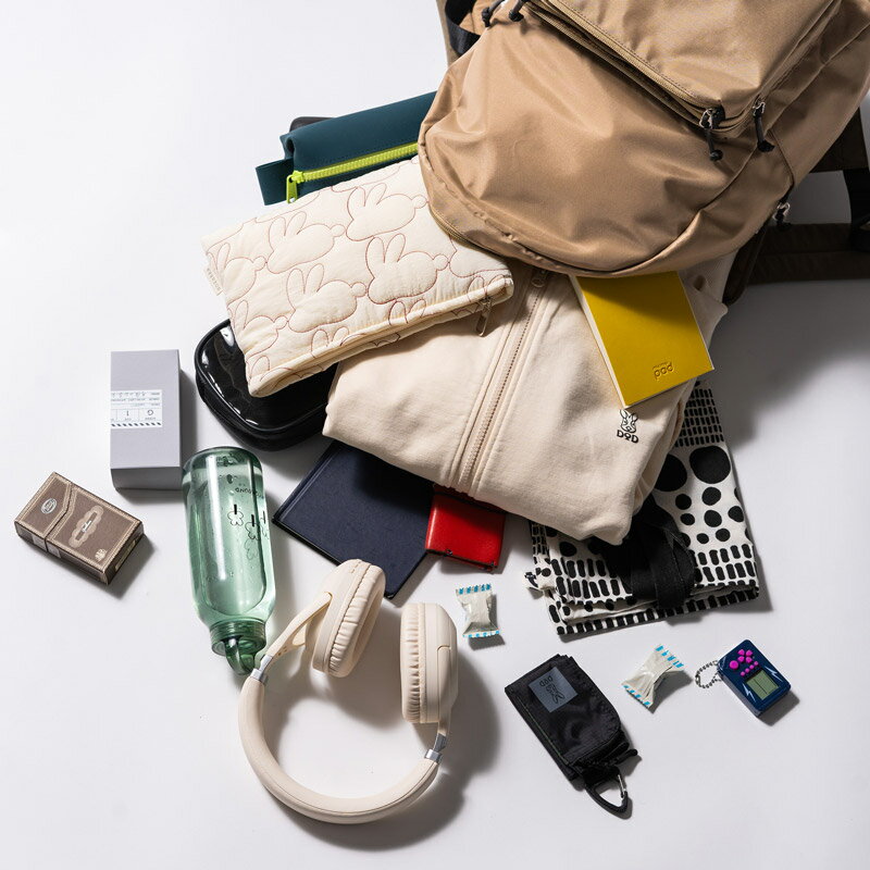 【ふるさと納税】【DOD】 ナニゲニーリュック【 DOD バッグ リュック シンプル スタイリッシュ 19Lサイズ 収納 ポケット 雑貨 ギフト プレゼント 送料無料 】 サムネイル2