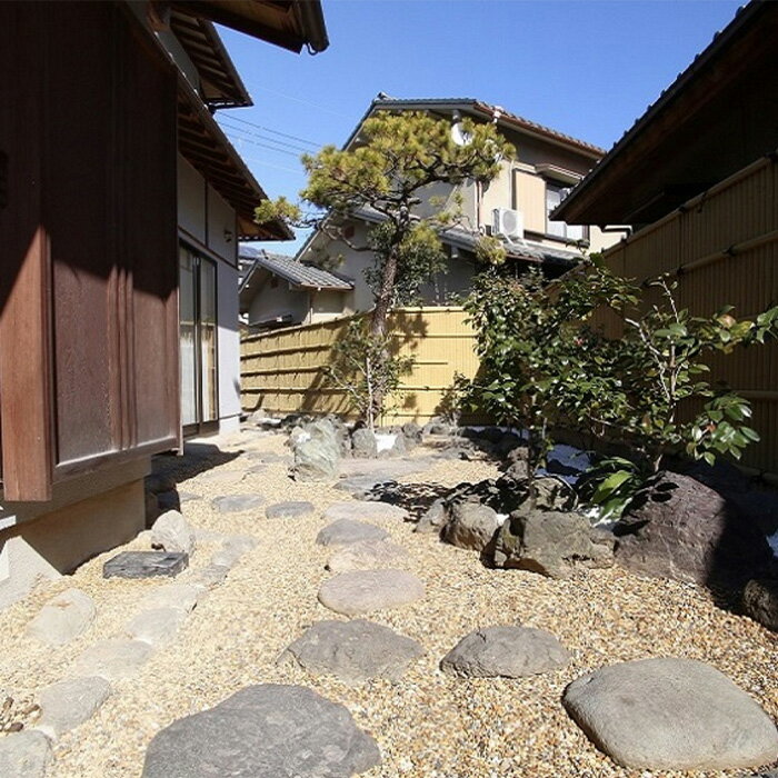 【ふるさと納税】 【ツインルームB】ゲストハウスBOND　宿泊券 ／ 宿泊券 ゲストハウス 関西旅行 観光拠点 駅近 アクセス良好 京都旅行 大阪旅行 自然 静かな宿 名水 リラックス 週末旅行 大阪府 No.190 - 画像3