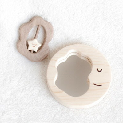 【ふるさと納税】ひのきのおもちゃIKONIH(アイコニー)の知育玩具　はじめてミラーラトル【1450428】 サムネイル2