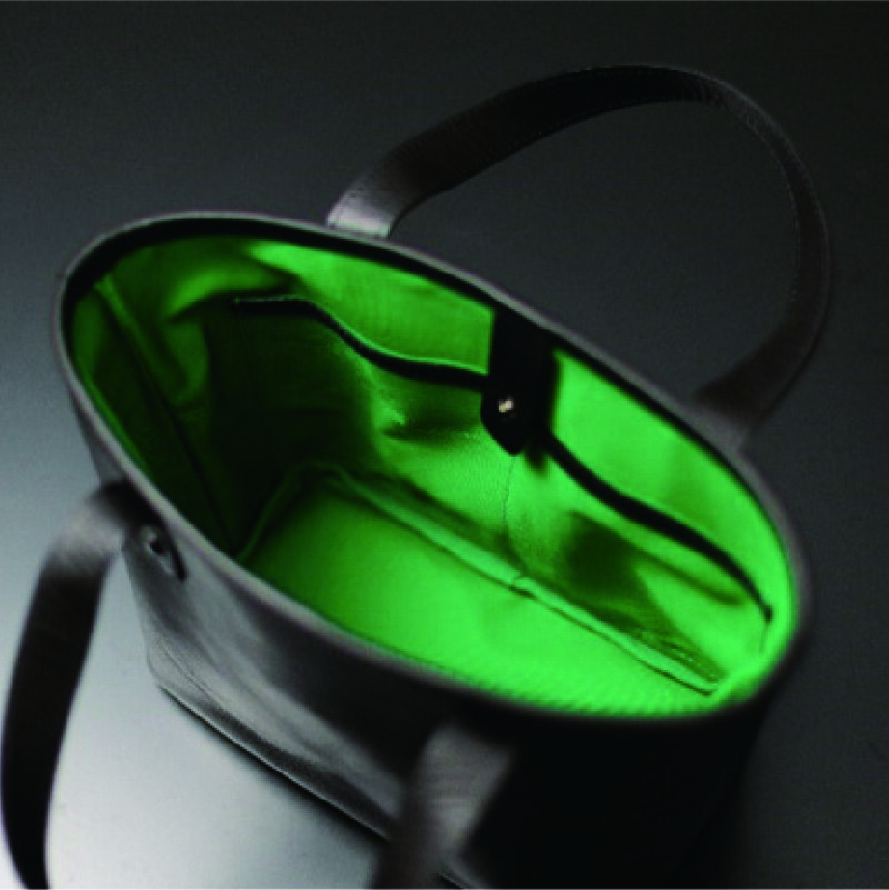 【ふるさと納税】Tajima Cow Hideミニトートバッグ　【 ファッション ファッション小物 かばん 日本製 革小物 特産品 手触りが良い ソフト お出かけ 】 サムネイル2