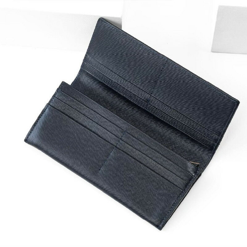 【ふるさと納税】サフィアーノ　二つ折り長財布・名刺入れセット　【 小物 財布 おしゃれ 名刺入れ 長財布 二つ折り メンズ プレゼント 上品 】 サムネイル3