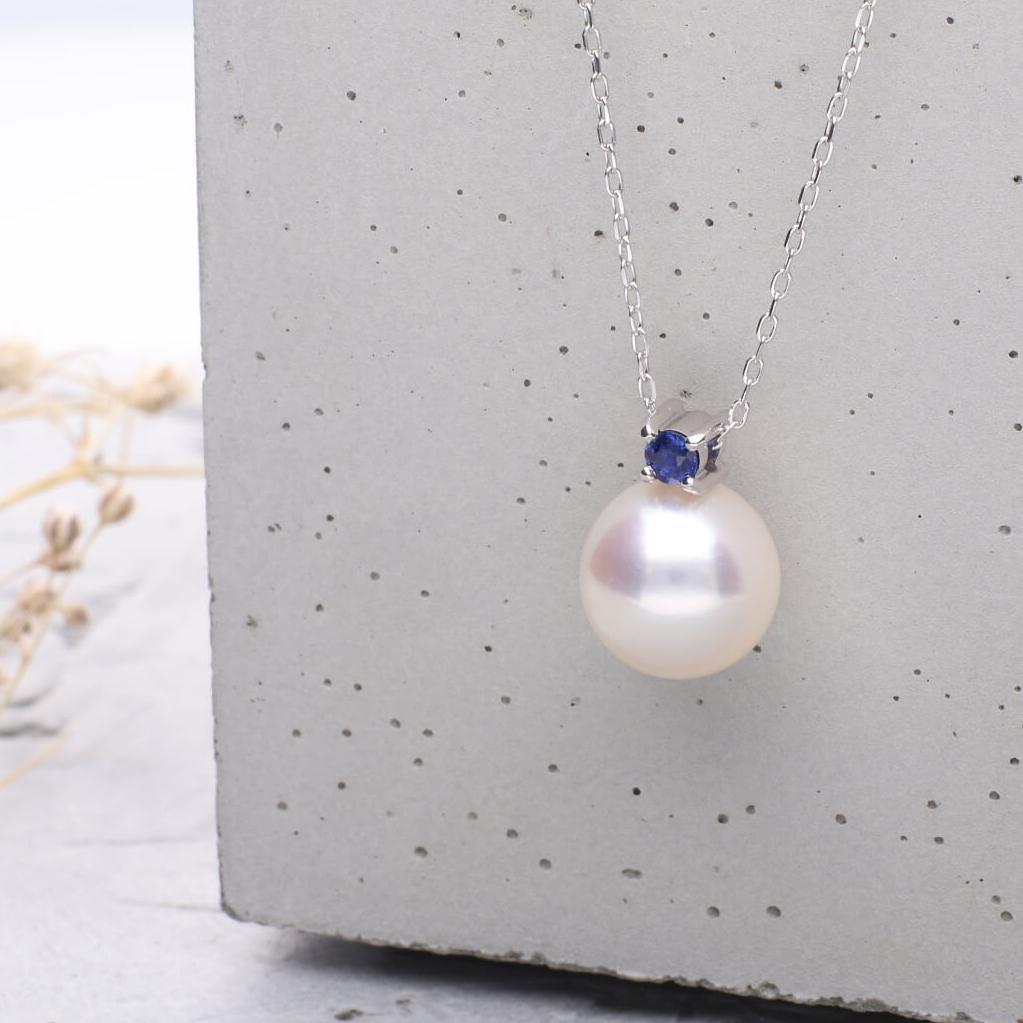 【ふるさと納税】9月 誕生石 サファイア｜アコヤパール ペンダント ネックレス｜無調色 アコヤ真珠 8.0mm K10WG チェーン付き | アクセ ファッション 人気 おすすめ 送料無料 サムネイル3