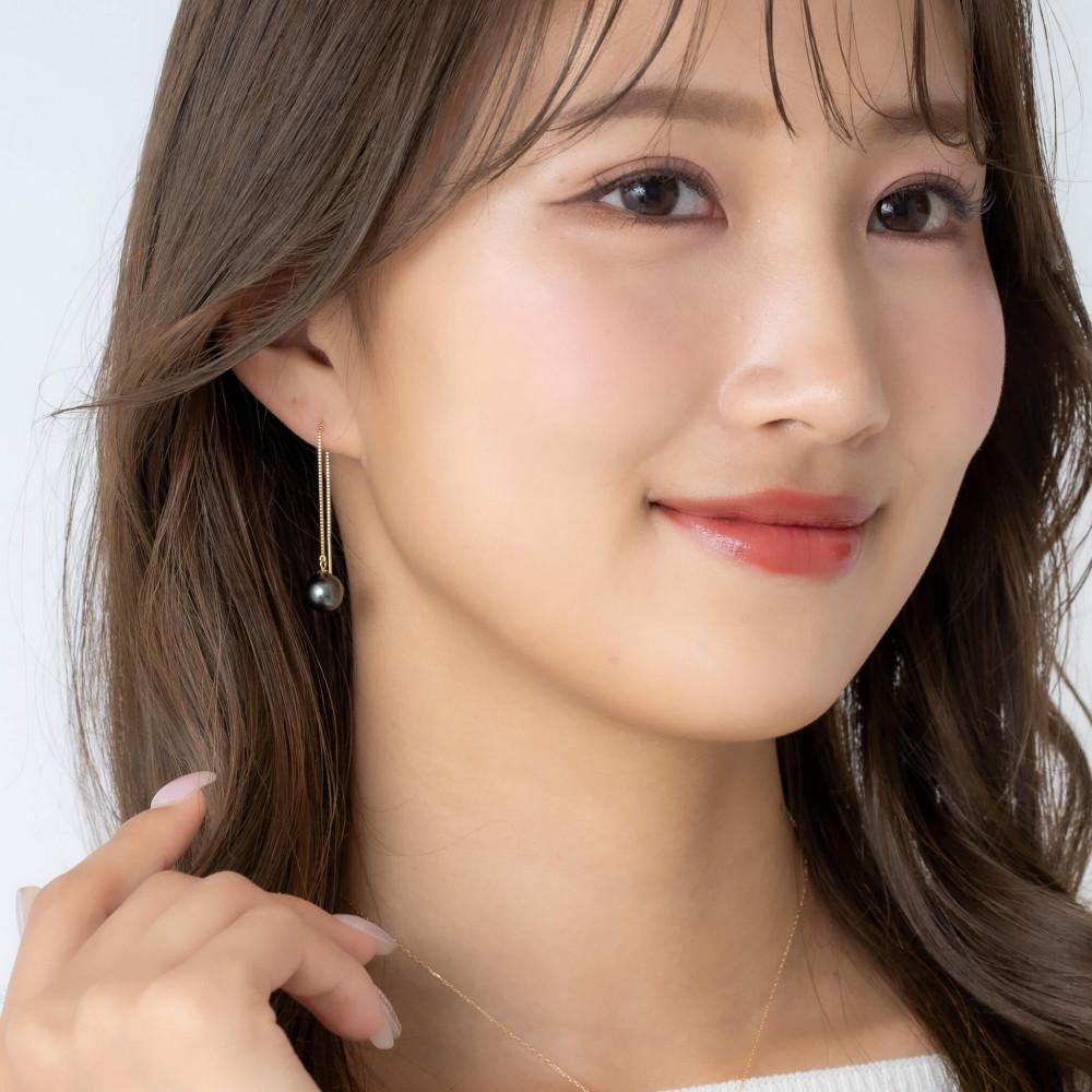 【ふるさと納税】ブラックパール イエローゴールド アメリカンピアス｜無調色 黒蝶真珠 タヒチパール 南洋真珠 8.0mm K10YG | パール 真珠 アクセサリー ジュエリー ファッション 人気 おすすめ 送料無料 サムネイル2