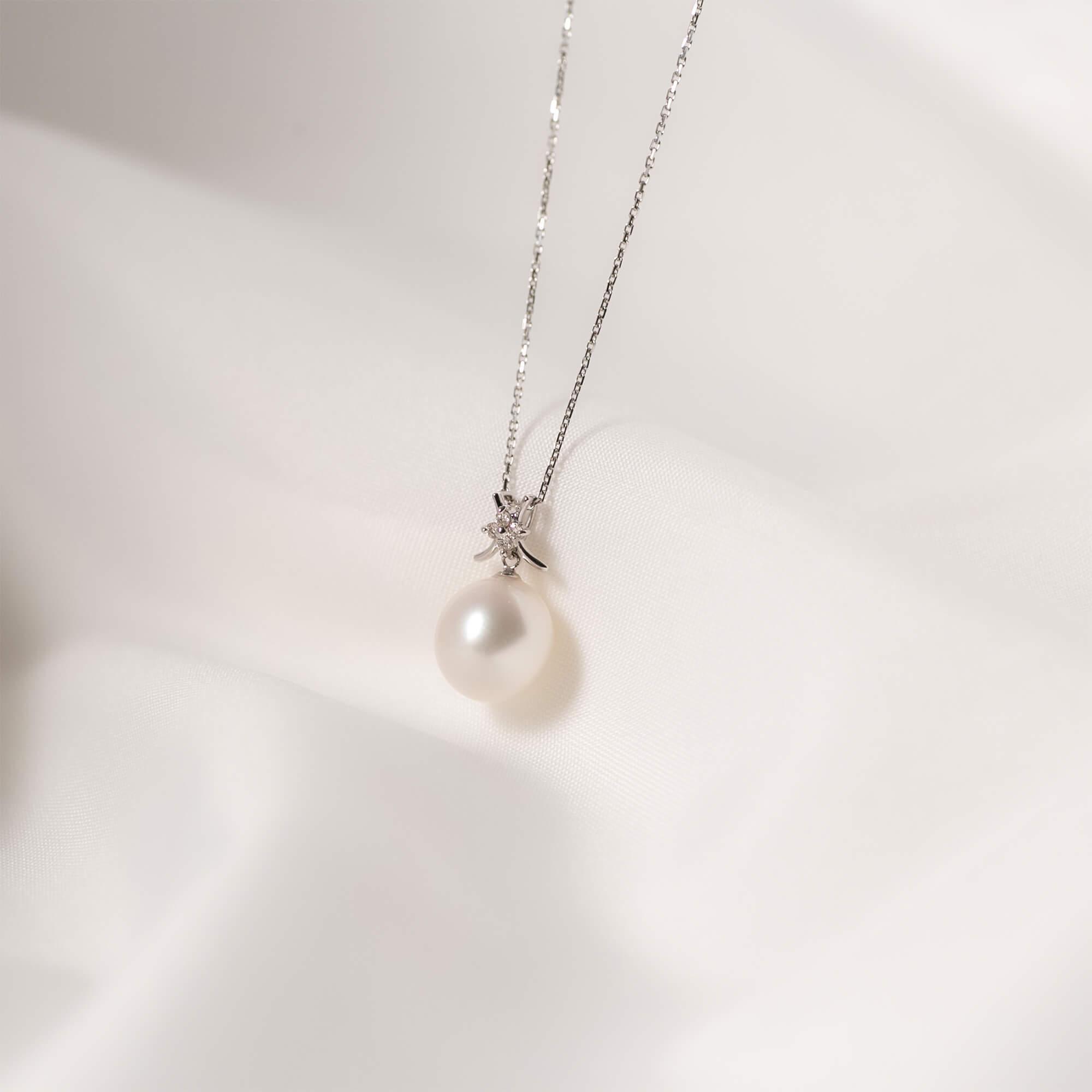 【ふるさと納税】【久遠】シロチョウパール ダイヤモンド ホワイトゴールド ペンダントトップ｜無調色 白蝶真珠 南洋真珠 10mm K18WG | 無調色 白蝶真珠（南洋真珠） 10mm K18WG サムネイル3