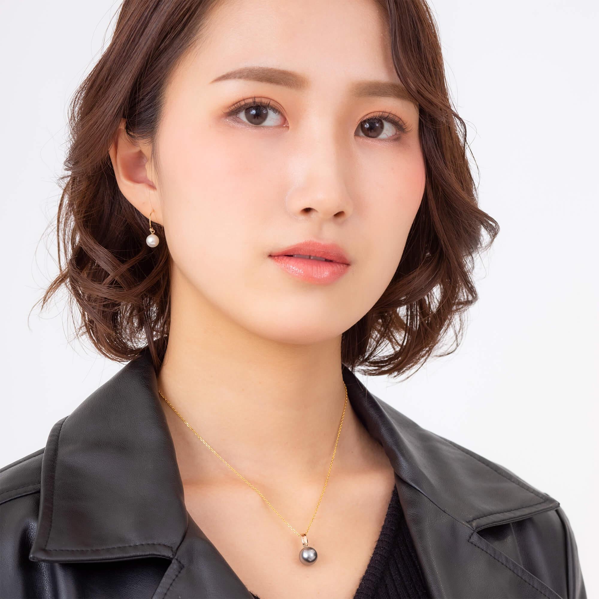 【ふるさと納税】【響】ブラックパール（タヒチ 黒蝶真珠） 10mm セミラウンド K18 イエローゴールド ペンダントトップ サムネイル2