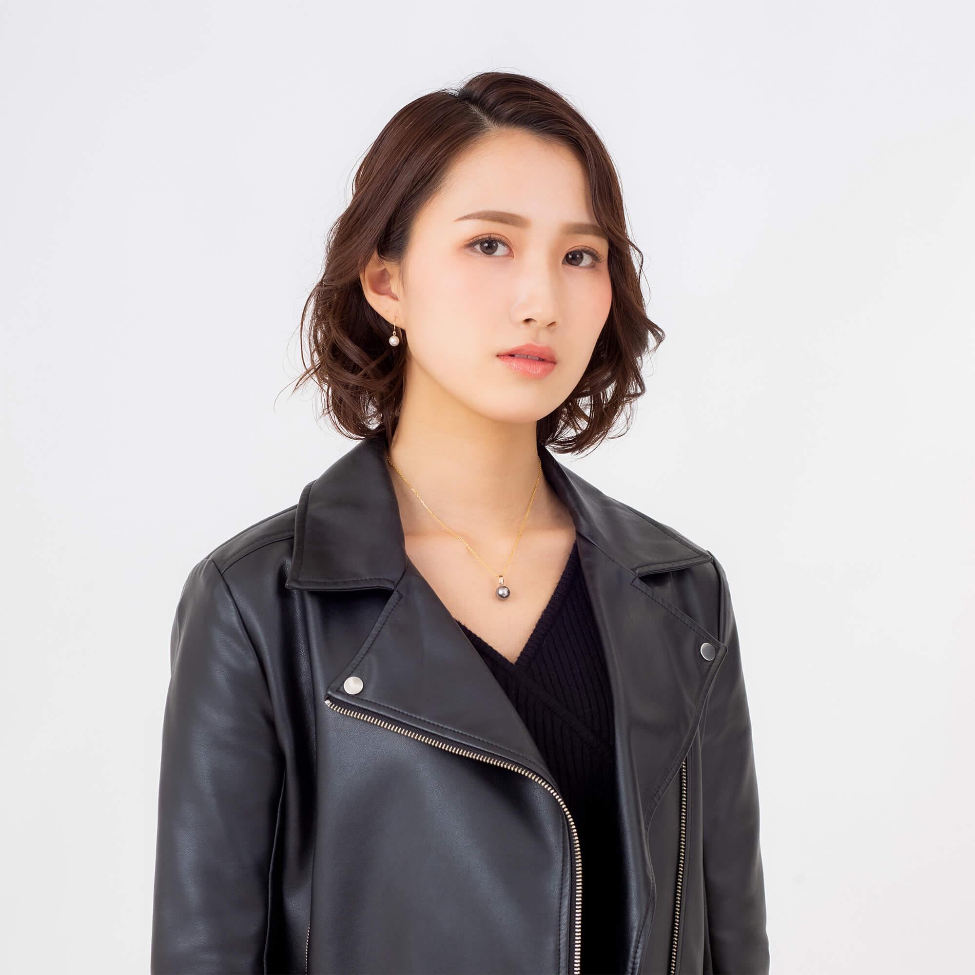 【ふるさと納税】【響】ブラックパール（タヒチ 黒蝶真珠） 10mm セミラウンド K18 イエローゴールド ペンダントトップ サムネイル3