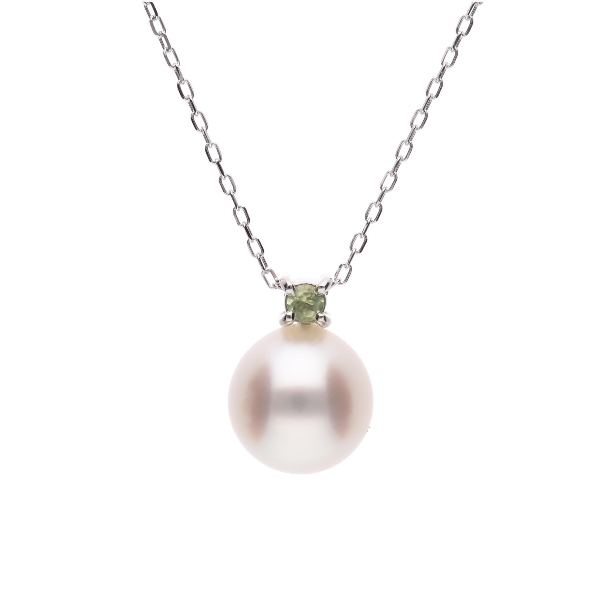 8月 誕生石 ペリドット 無調色 アコヤ真珠（日本） 8.0mm ラウンド Pt900 プラチナ ペンダント ネックレス（チェーン付き）