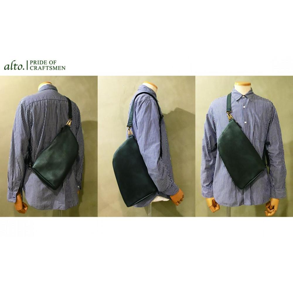 【ふるさと納税】【alto.】アニリンレザー　リバーシブルボディバッグ　AMSB-1223（ネイビー） | かばん ファッション 人気 おすすめ 送料無料 サムネイル2