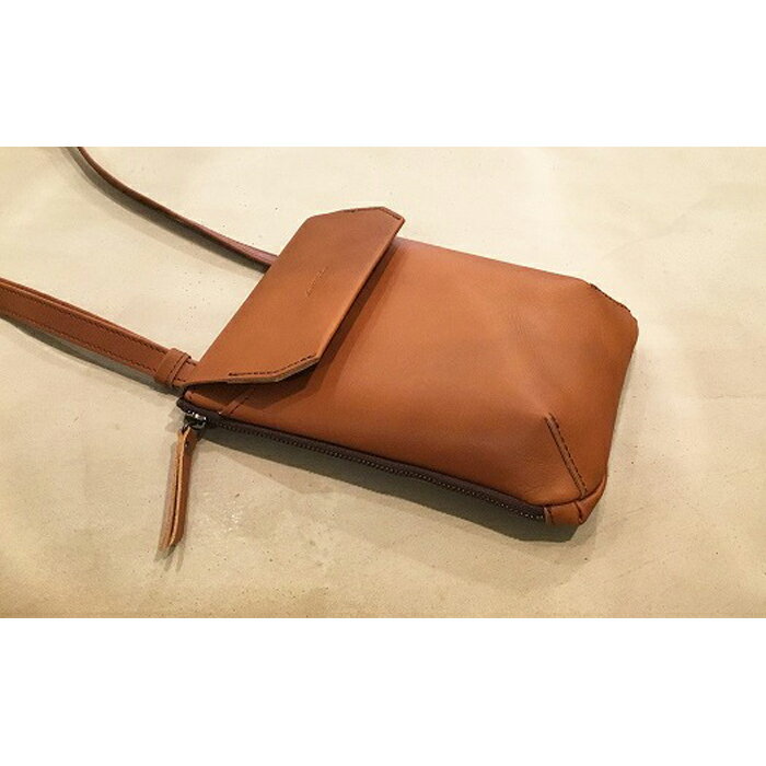 【ふるさと納税】【alto.】縦型スマートショルダーバッグ AMSB-1030（ブラウン） サムネイル3