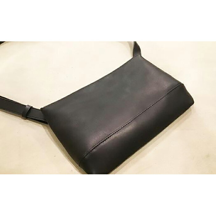 【ふるさと納税】【alto.】スマートショルダーバッグ／サコッシュ （L）AKEB-3103（ブラック） サムネイル3