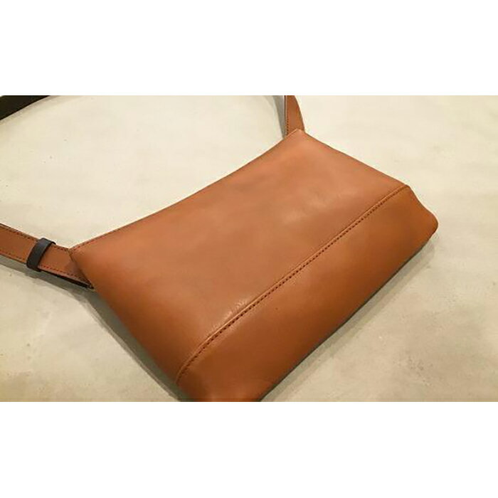 【ふるさと納税】【alto.】スマートショルダーバッグ／サコッシュ （L）AKEB-3103（ブラウン） サムネイル3