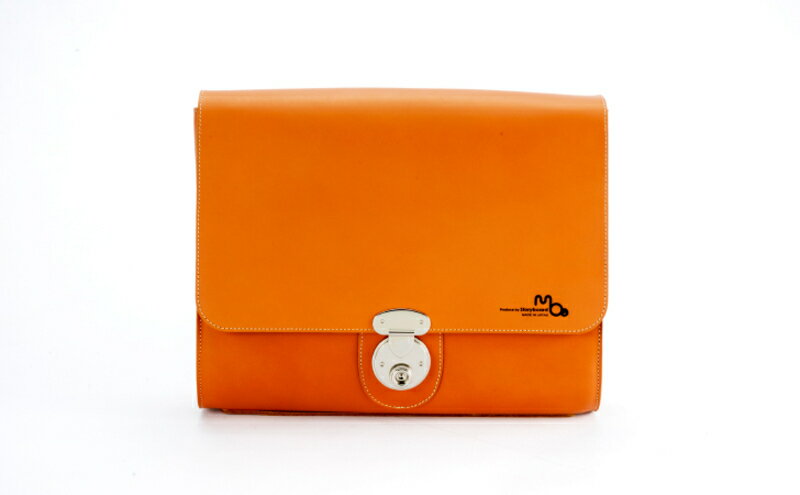 【ふるさと納税】シンプルな本革クラッチバッグ（B5サイズ）全4色 鞄 ビジネス サムネイル3