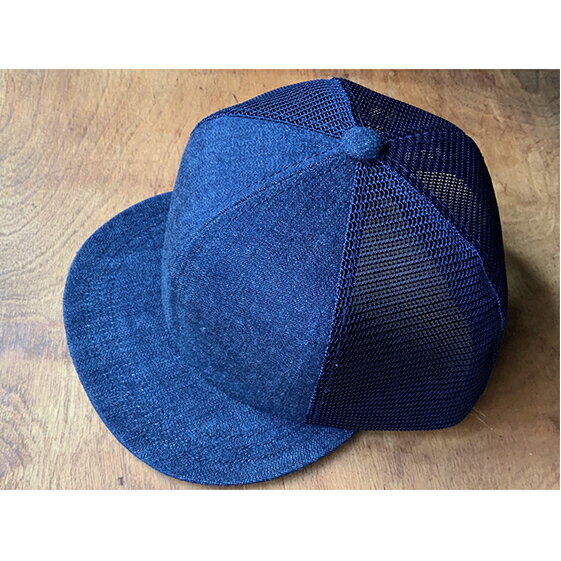 ちょっと大きめデニムメッシュキャップ（ネイビーステッチ） ファッション小物 帽子