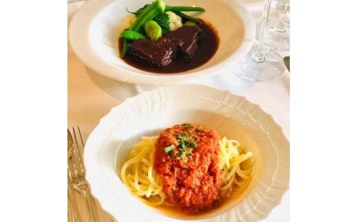 ベニズワイガニの特製トマトソースのパスタと和牛ホホ肉の赤ワイン煮込みセット[ ベリーニ パスタ 冷凍 和牛 ]　 麺類 蟹 定番メニュー ヨーロッパ 名店 　お届け：12/27～1/5の発送はできません