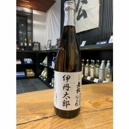 特別本醸造 伊丹郷 720ml 1本 （納税者の方のお名前が入ります） [ 老松酒造 本醸造酒 日本酒 辛口 スッキリ 酒 お酒 名入れ 兵庫県 兵庫 伊丹市 ] アルコール