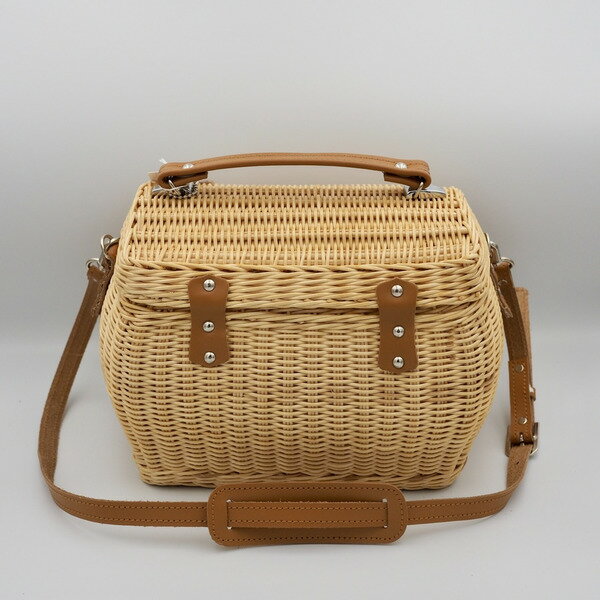 【ふるさと納税】【豊岡杞柳細工】　豆バスケット（小）ストラップ付 / かごバッグ バスケット ストラップ付き 伝統工芸品 豊岡杞柳細工 天然素材 籐編み 高級 おしゃれ レトロ 和テイスト アウトドア ピクニック お出かけ 手作り ハンドメイド 日本製 サムネイル3