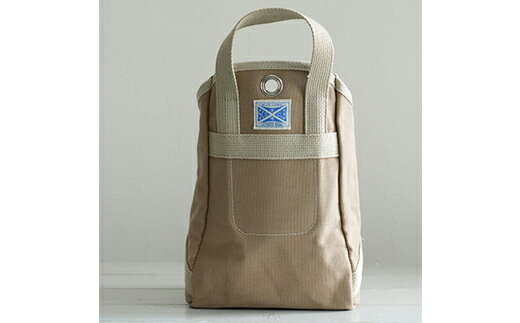 【ふるさと納税】木の庄帆布 【CLUBER BASE クラバーベース】CLUBER BASE “TURF AID“ BAGターフエイドバッグ／砂袋／目土袋（ベージュ） / 数量限定 ゴルフ デイボット修復 マナーグッズ ラウンドグッズ ゴルフ用品 日本製 高級 かばん シンプル 日本製 おしゃれ 薄茶色 サムネイル2