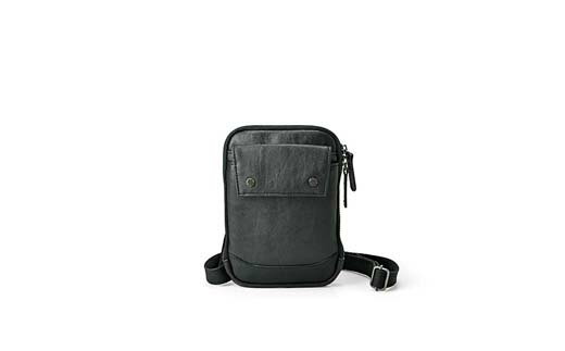 【ふるさと納税】【豊岡鞄】BAGGEX ウォレットショルダーバッグ ブラック 13-1106-10 / バジェックス 豊岡鞄 ショルダーバッグ 財布代わり スマホ収納 コンパクト 抗菌 抗ウイルス シンプル 無地 おしゃれ かっこいい メンズ レディース 旅行 かばん 日本製 黒色 サムネイル2