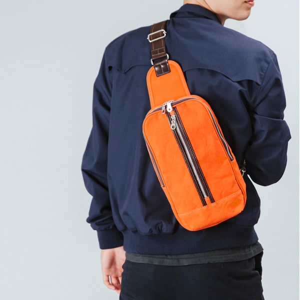 【ふるさと納税】豊岡鞄 直帆布 ワンショルダー ボディバッグ NEH003 オレンジ / ショルダーバッグ メンズ レディース バッグ 斜めがけ 大人 帆布ショルダーバッグ 株式会社ナオト なおはんぷ サムネイル2