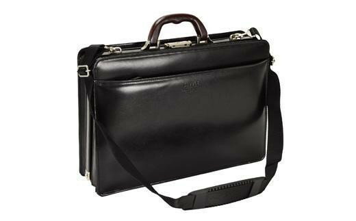 【ふるさと納税】サドル牛革木手大開きダレス（22303-01）黒 / かばん バッグ オールレザー 牛革 ワンタッチ開閉 A4対応 オイルメ サムネイル2