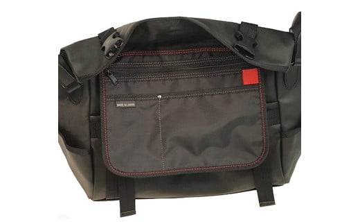 【ふるさと納税】豊岡産 CSショルダーバッグCROSSROAD 501066ブラック かばん バッグ ショルダー ソフト 迷彩柄 防水 高機能 サムネイル3