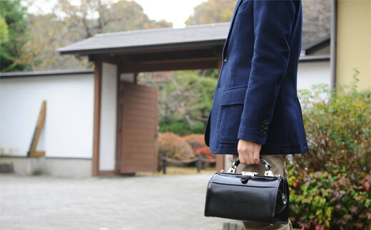 【ふるさと納税】豊岡産鞄 SADDLE ダレスバッグ サドル 牛革オイルヌメ兼用ミニダレス（22324-01）黒/ 本革 鞄 バッグ カバン メンズ ビジネスバッグ セカンドバッグ サムネイル3