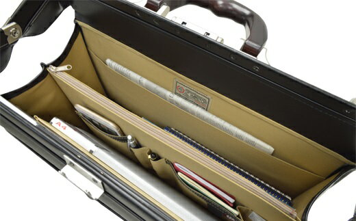 【ふるさと納税】JCハミルトン 木手口開きマチ広ダレス（22307-01）黒 / J.C HAMILTON B4ファイルサイズ ダレスバッグ ダレス メンズ ビジネスバッグ ブリーフケース サムネイル3