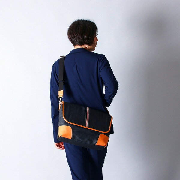 【ふるさと納税】豊岡鞄 craftsmanship Selvedge Denim itinerator ネイビー 781115 / 木和田正昭商店 ショルダーバッグ 井原デニム メッセンジャーバッグ メンズ レディース バッグ カバン 鞄 斜めがけ A4ファイル収納 サムネイル3