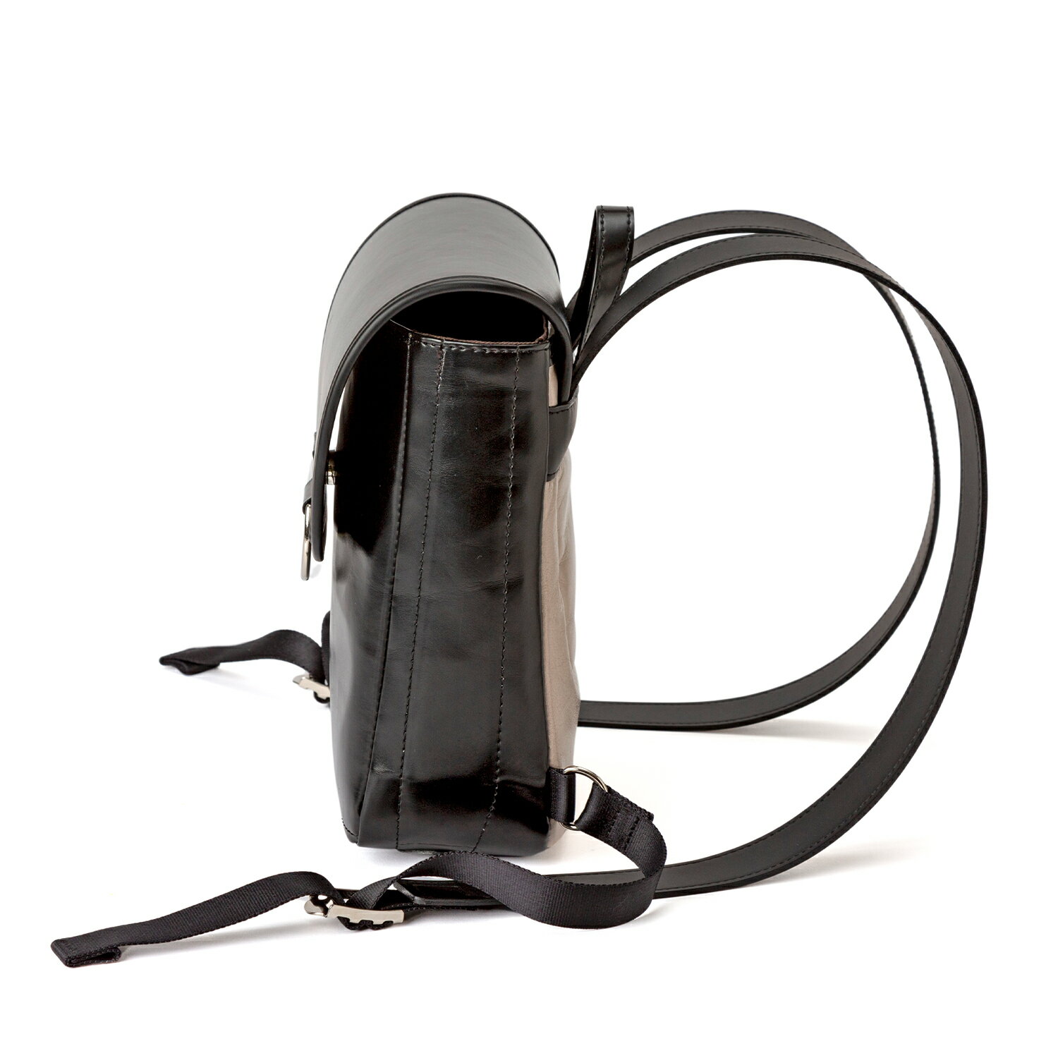 【ふるさと納税】ランドセルリメイク ミニリュック / ランドセル リメイク リュックサック 軽量 おしゃれ コンパクト シンプル スタイリッシュ メンズ レディース ユニセックス 旅行 カバン かばん バッグ 豊岡鞄 職人 ハンドメイド【納期:ランドセル到着後3〜6ヶ月】 サムネイル2