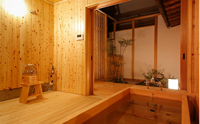 【ふるさと納税】《平日限定》古民家旅館『Kariya Ryokan Q』1泊2食付き【離れ「躑躅」】ペア宿泊券 高級宿 旅行 サムネイル3