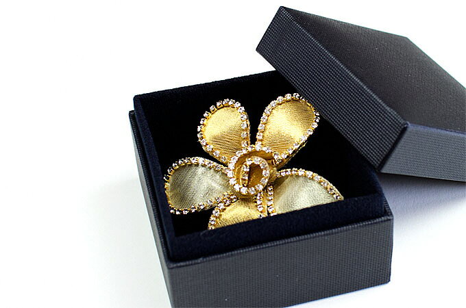 【ふるさと納税】ゴールドキュートリーコサージュ サムネイル3