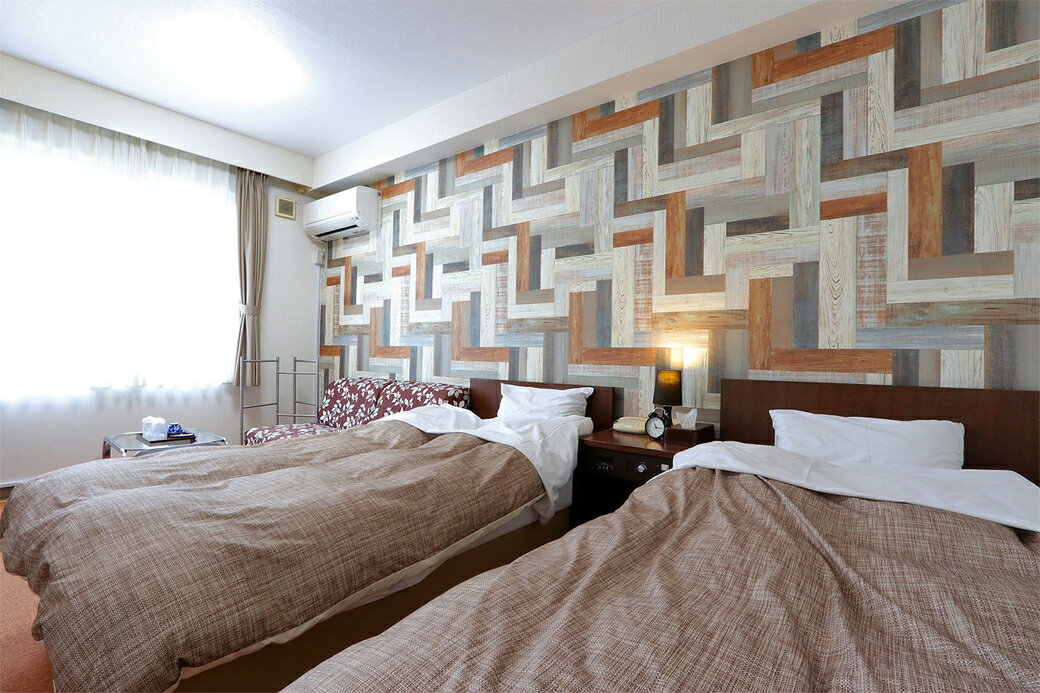 【ふるさと納税】【お一人様】極上の癒しと贅沢を味わう！ふるさと納税で草山温泉1泊2食付き宿泊券 | 兵庫県 丹波篠山市 宿泊券 チケット 温泉 自然 ぼたん会席 金泉 非日常 モダン 客室 アメニティ充実 - 画像3