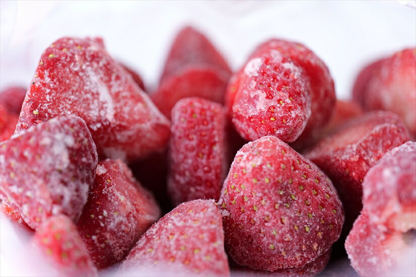 【ふるさと納税】冷凍いちご　2kg（1kg×2袋）丹波市産「夢丹（むーたん）いちご」フルーツ 苺 イチゴ 国産 フローズン サムネイル2